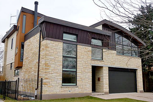 A tri-level home in Edgebrook