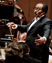 Conductor Paul Freeman