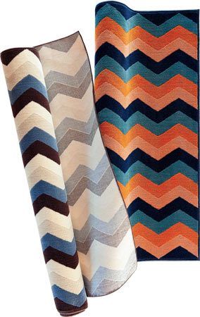 Velvety soft cotton zigzag Laura rugs by Serge Lesage 