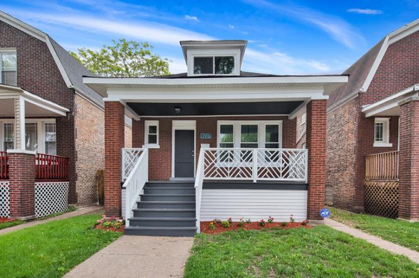 chicago bungalow for sale