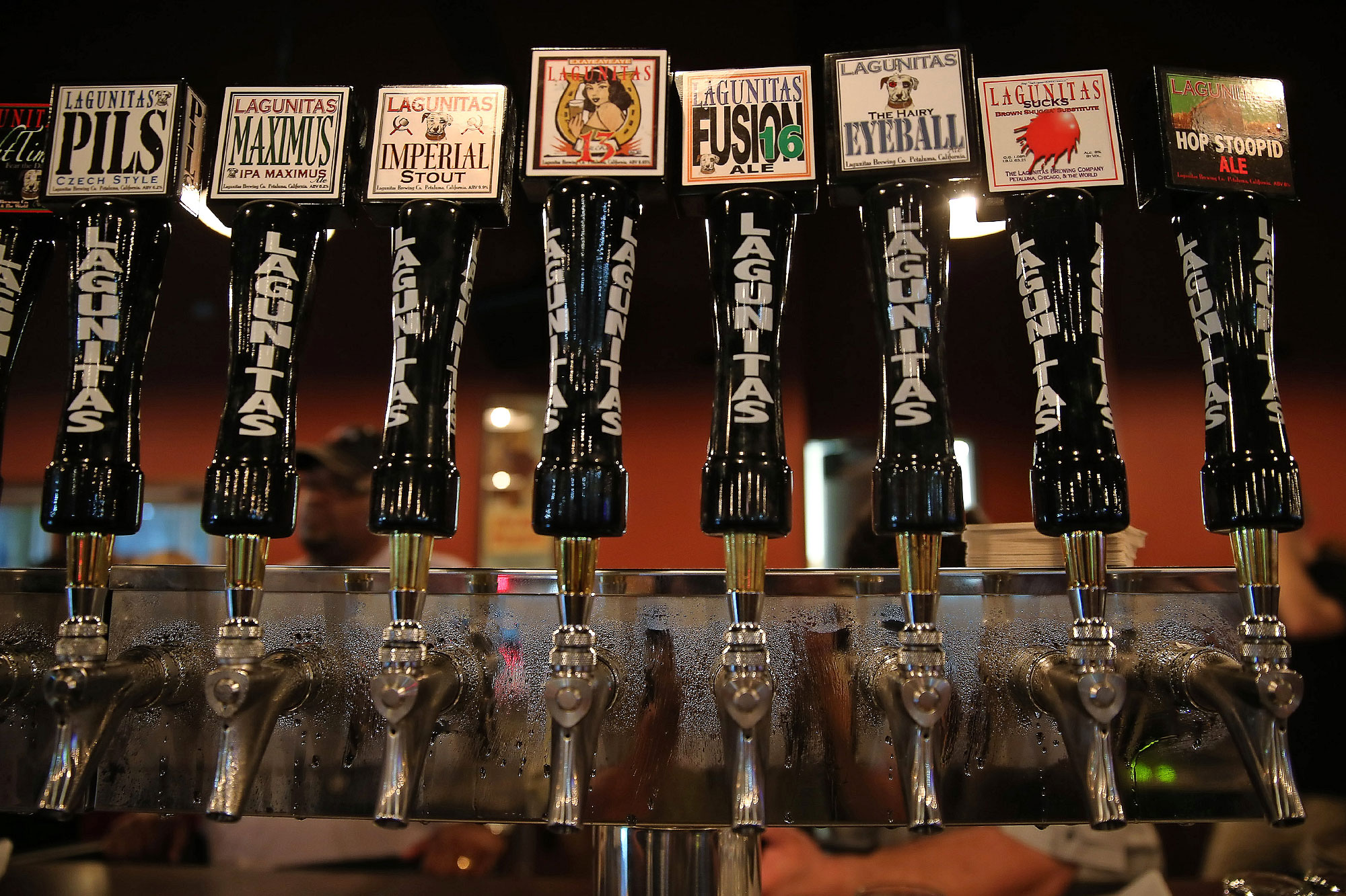 Lagunitas TapRoom – Chicago Magazine