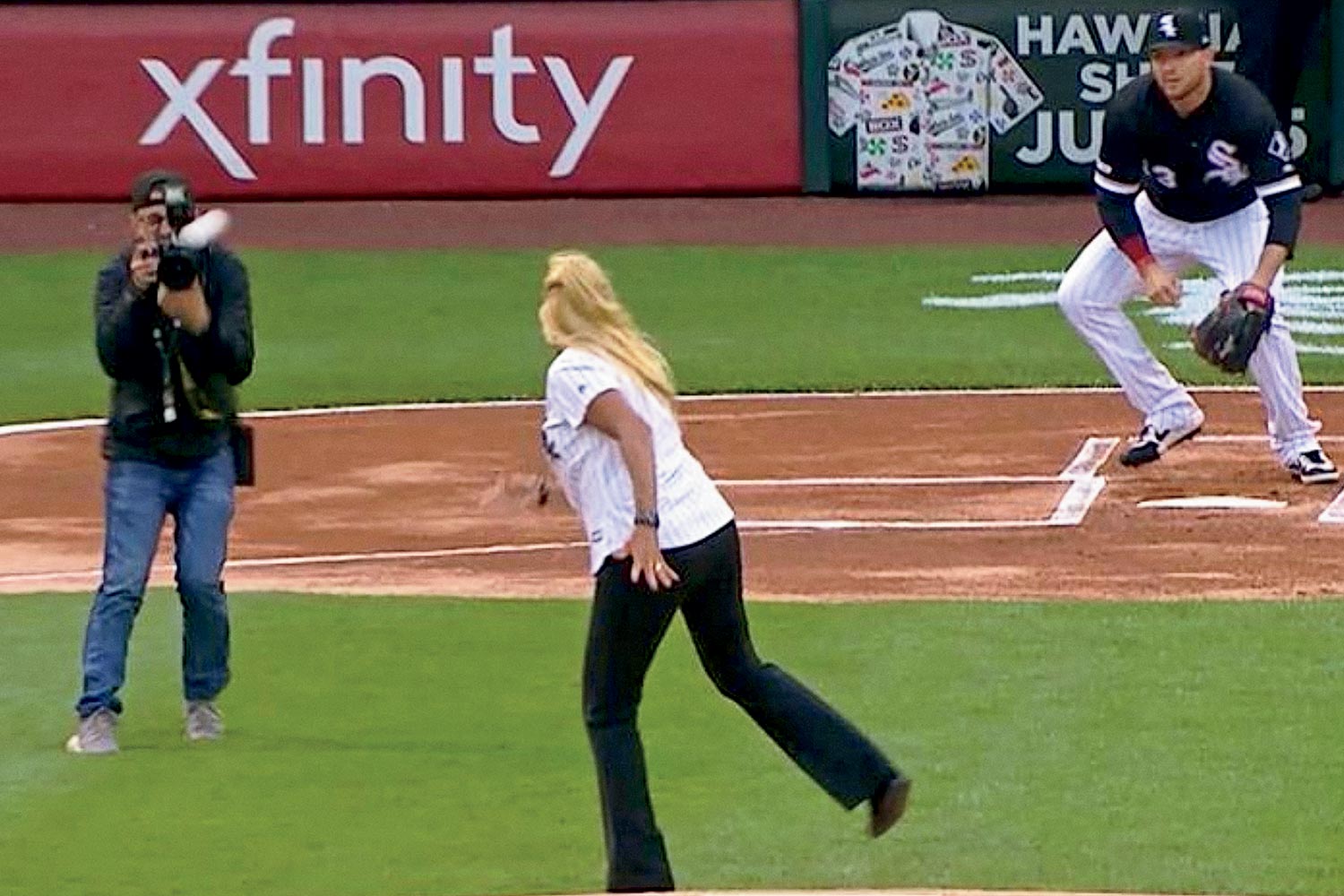 White Sox Bullpen Coach Critiques Ceremonial First Pitches Chicago