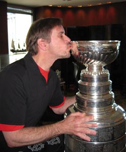 Bryan Smith kisses the Stanley Cup