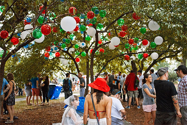 Andrea Jablonski's balloons at Pitchfork