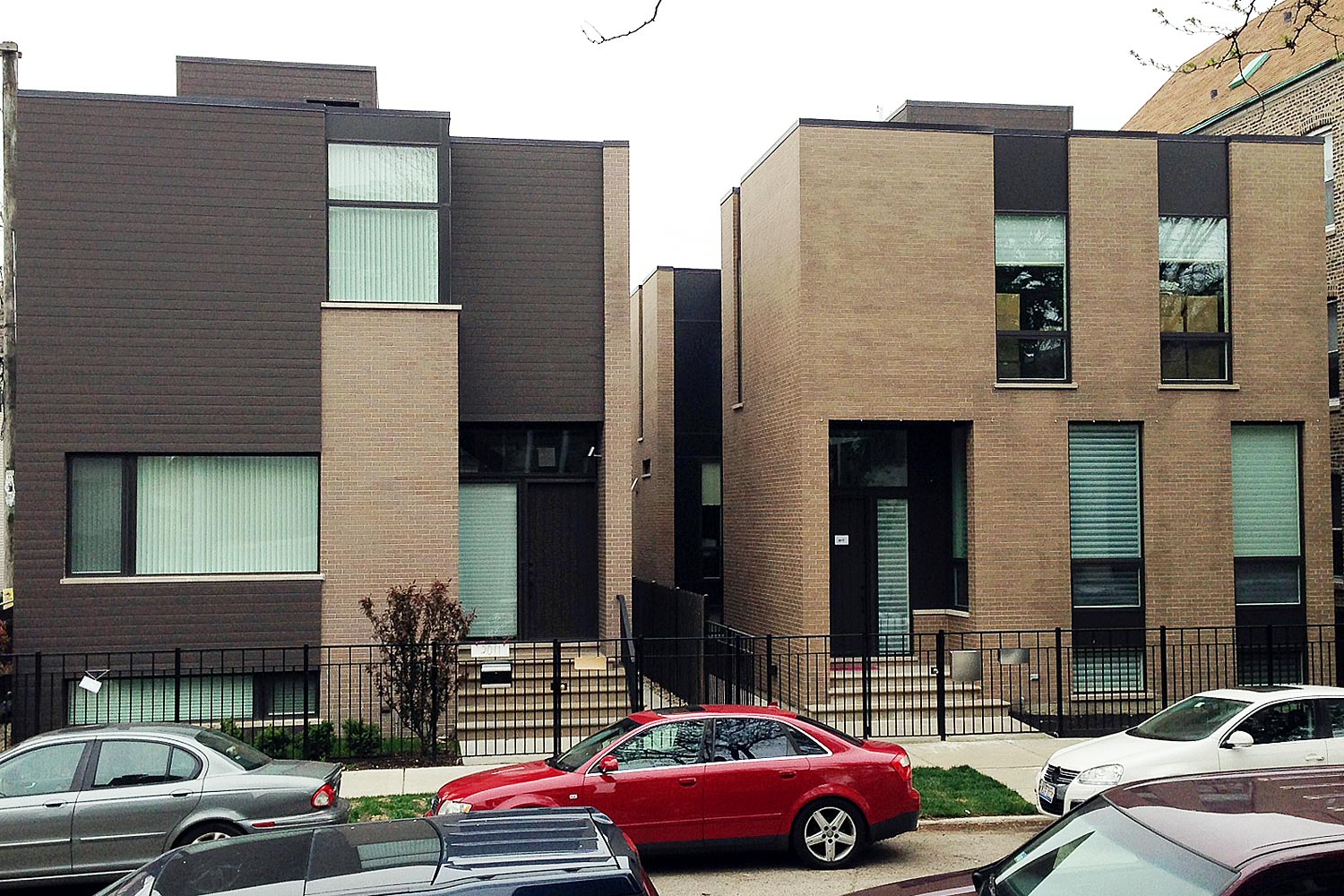 A Pair of Houses on Shakespeare Avenue Is Like a Real Estate Comedy of
