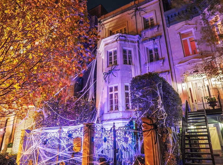 Nine Ridiculously DeckedOut Halloween Houses in Chicago Chicago Magazine