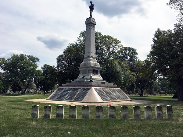 Confederate Mound in Chicago