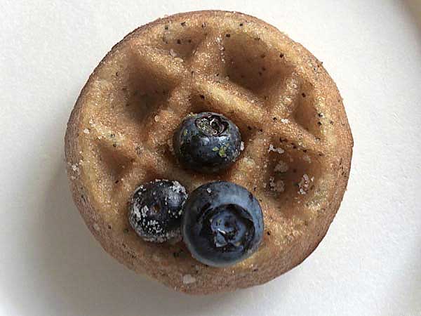 Blueberry wonut