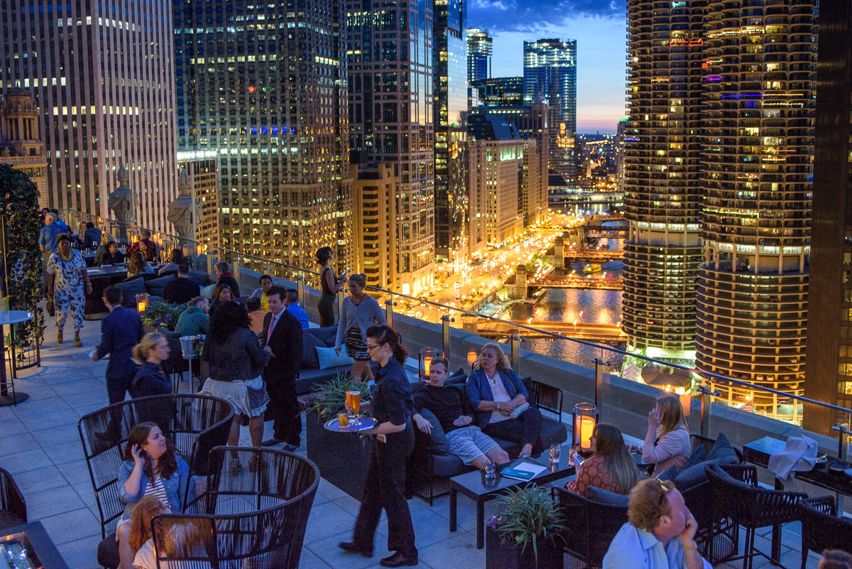 LH Rooftop Has the View to End All Views – Chicago Magazine