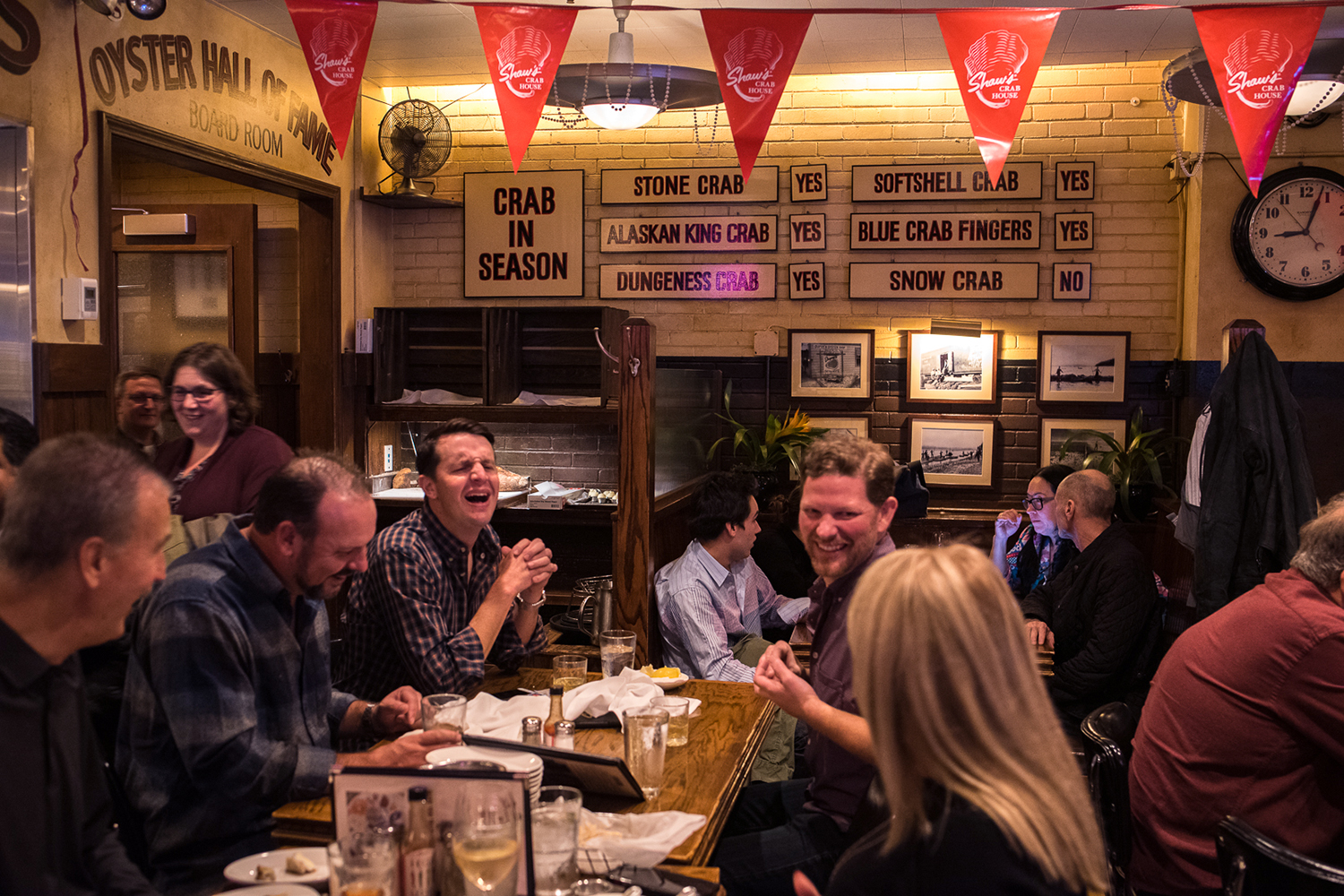 Shaw’s Oyster Bar Brings the Fun and the Bivalves Chicago Magazine
