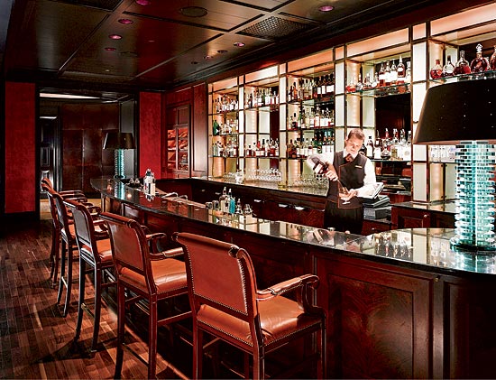 The Bar at The Peninsula Chicago