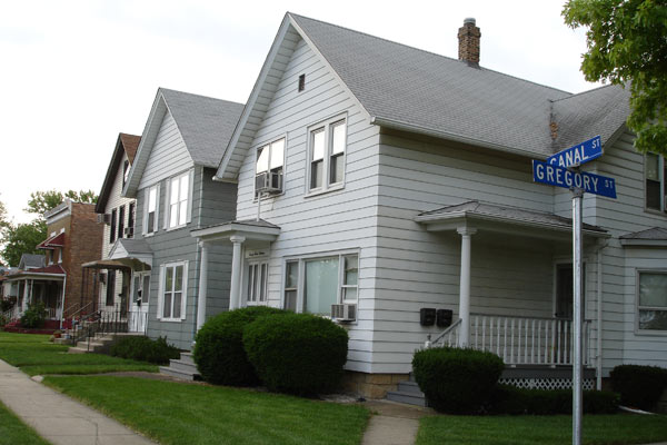 Example of employer-assisted housing through CVS's program, in Blue Island, Illinois