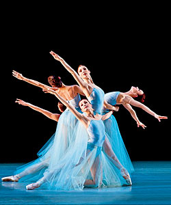 Ballet dancers at the Chicago Dancing Festival