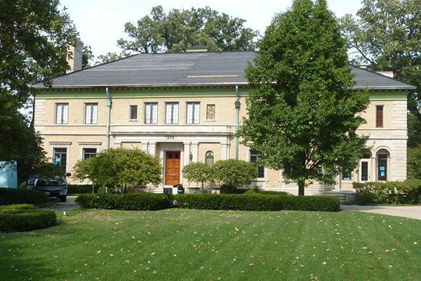 Thirty-room Wilmette mansion, formerly owned by Tony Rezko