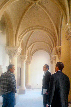 The cathedral arches in Mallinckrodt in the Park