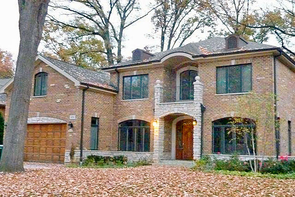 The former home of former Chicago Bull Brad Miller, located in Highland Park