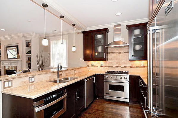 The kitchen area of a condo located on West Diversey Parkway in Lake View