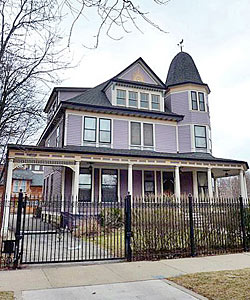 The side angle of the Ravenswood house