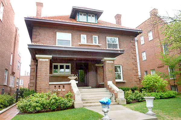 A renovated Hyde Park home