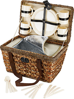 Bed Bath & Beyond 21-piece insulated picnic basket