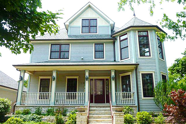 A Victorian-style house in Naperville