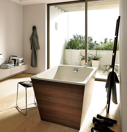 Duravit Onto ceramic tub in a waterproof plywood frame, inspired by Japanese deep-soaking tubs