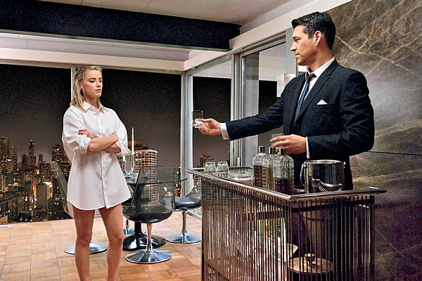 A scene from 'The Playboy Club,' starring Amber Heard and Eddie Cibrian