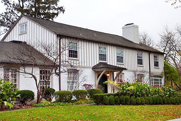 A Tudor-style home in Glencoe linked to the Blagojevich scandal