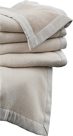 Palmira beige cashmere blanket