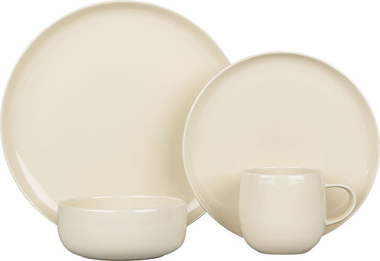 Camden four-piece stoneware place setting in Sand