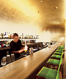 The bar at Pump Room