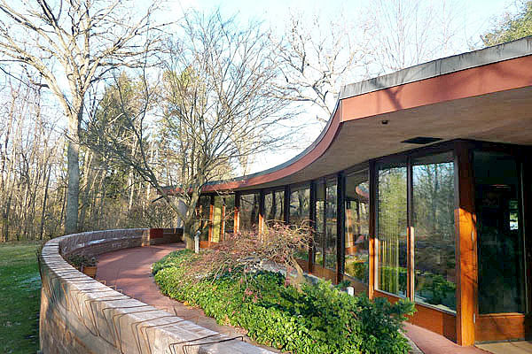 A Frank Lloyd Wright home in Rockford