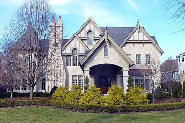 The Hinsdale home recently sold to Ralph and Patricia Faison