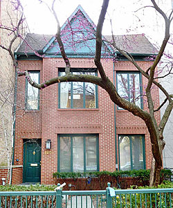 A home in Lincoln Park