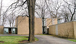 A historical home in Lake Bluff