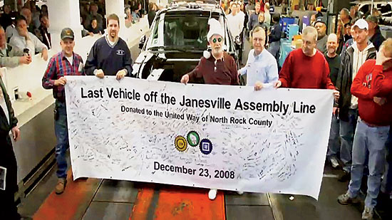 A Chevy Tahoe marks the end of a 90-year production history at the Janesville plant, at the time GM’s oldest in the country.