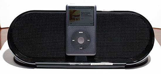 PORTABLE iPOD PLAYER