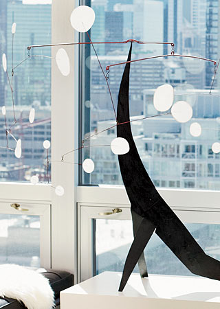 ALEXANDER CALDER SCULPTURE