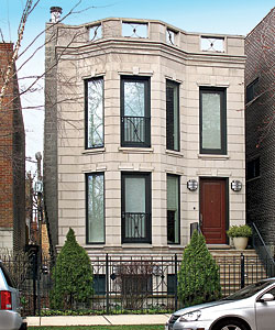 A recently sold house in Ukrainian Village