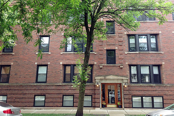 A condo building in Andersonville