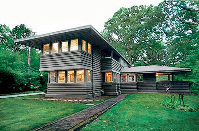 A Frank Lloyd Wright home in Highland Park