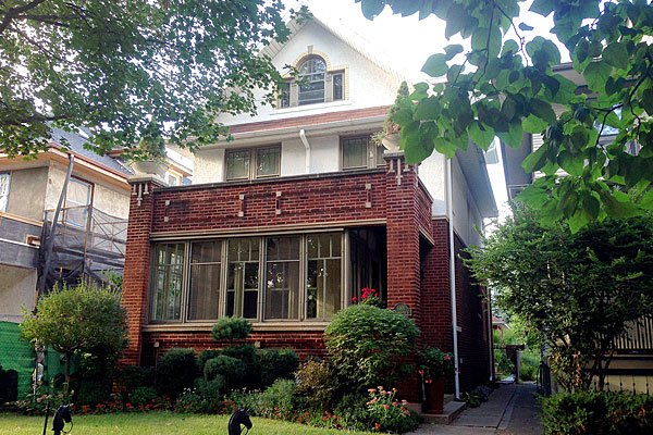 A recently sold home in Graceland West