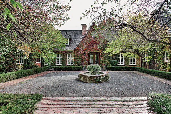 A high-end home in Highland Park