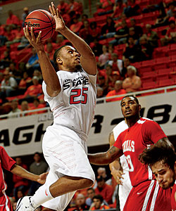 Williams playing for Oklahoma State in 2010
