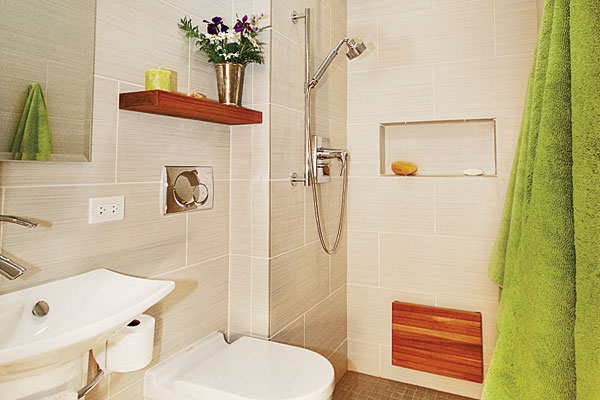 A bathroom designed by The Kitchen Studio of Glen Ellyn