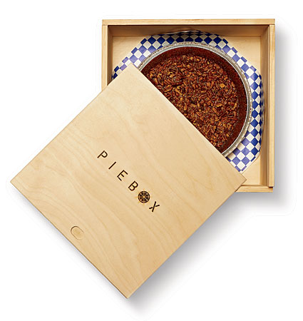 Pine pie box and chocolate pecan pie