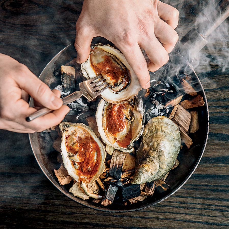 Smoked oysters at Roister