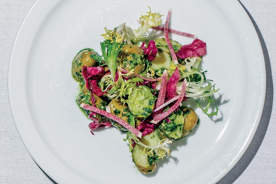 Herbed potatoes with arugula pesto