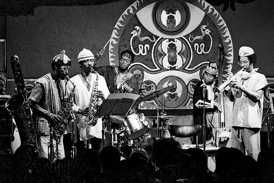 Mitchell playing with the Art Ensemble of Chicago in San Francisco in 1976.