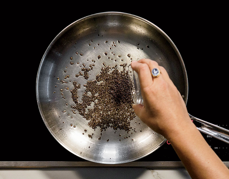 Frying the mustard seeds